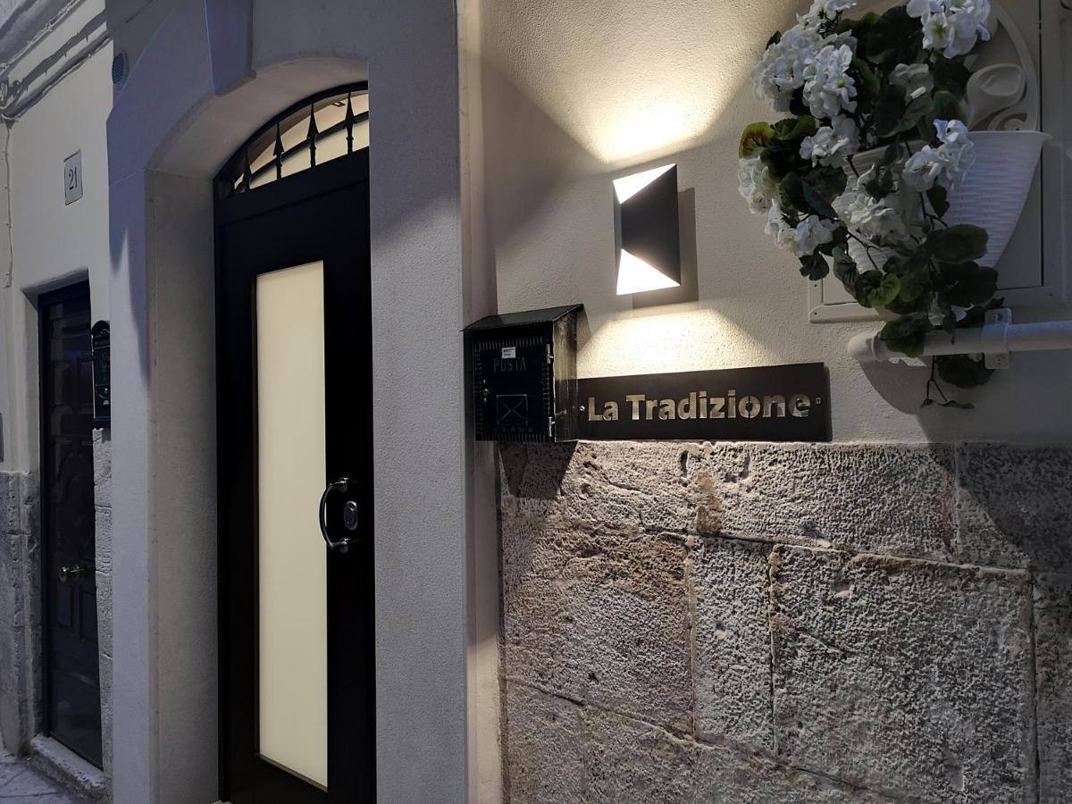 La Tradizione Bed & Breakfast Bari Bagian luar foto