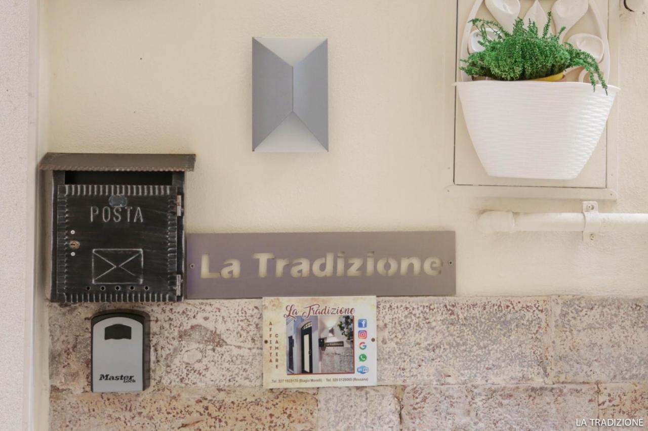 La Tradizione Bed & Breakfast Bari Bagian luar foto