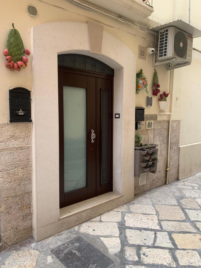 La Tradizione Bed & Breakfast Bari Bagian luar foto